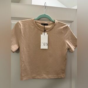 ZARA tee - Size M - Tan